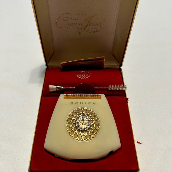 1960S SCHICK CROWN JEWEL ELECTRIC SHAVER, VINTAGE MINT NIB - Picture 1 of 5